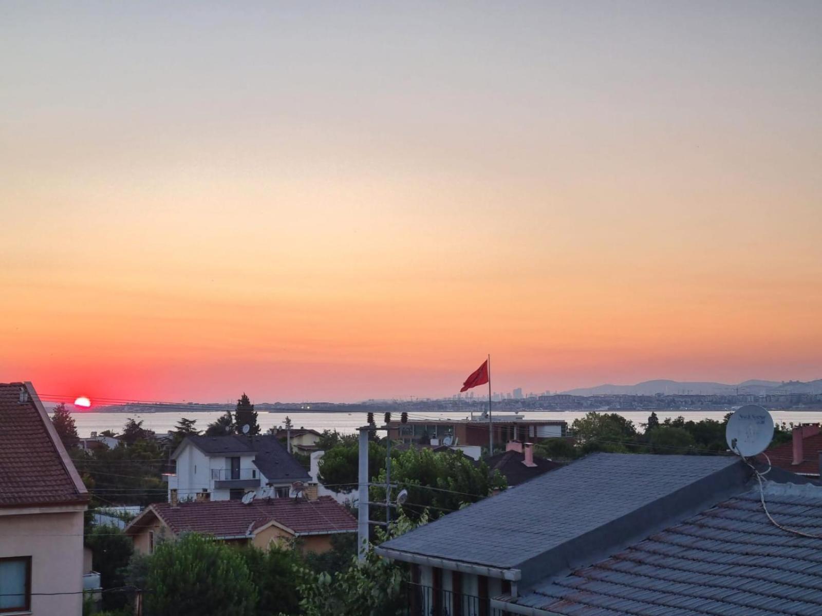 Modern Apartment In Very Quiet Location In Darica, Istanbul Exterior photo