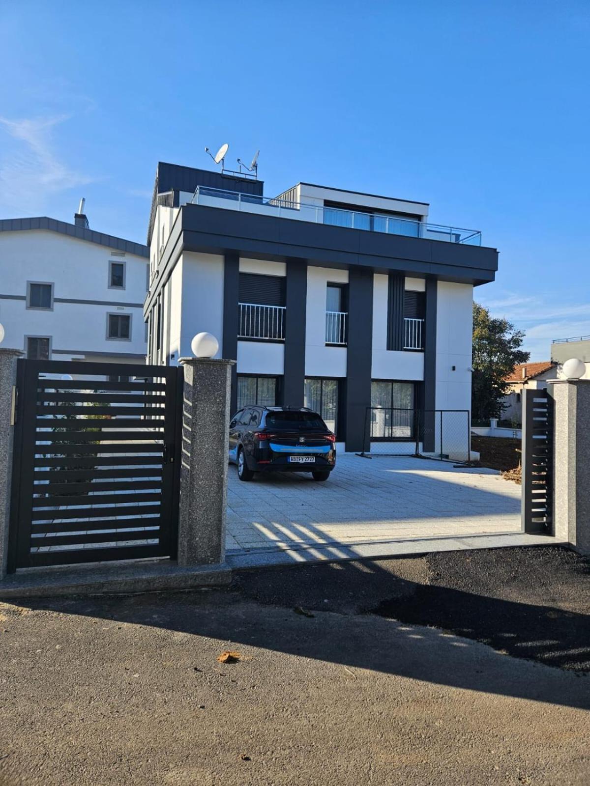 Modern Apartment In Very Quiet Location In Darica, Istanbul Exterior photo